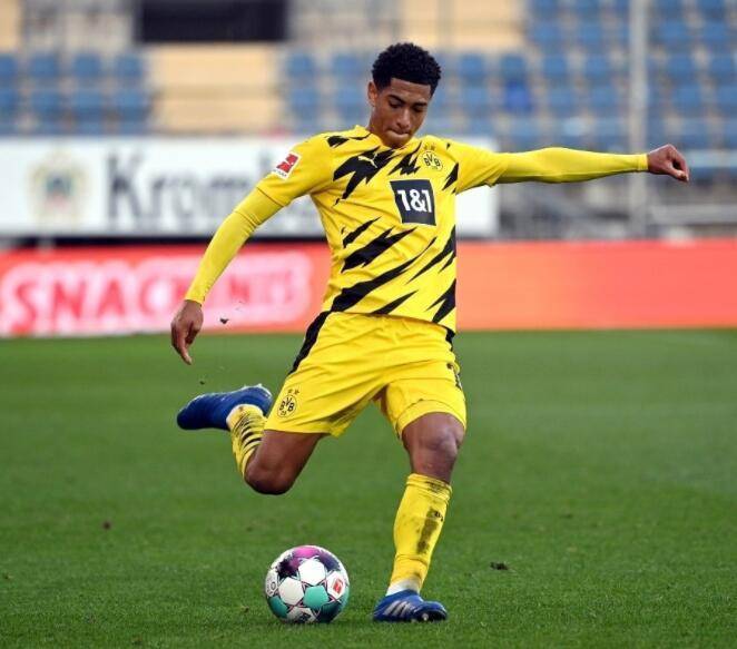 斯洛特：近期的不败有运气成分，但之前有段时间完全没有运气（斯洛特：近期不败离不开运气，此前一段时间运气全无）