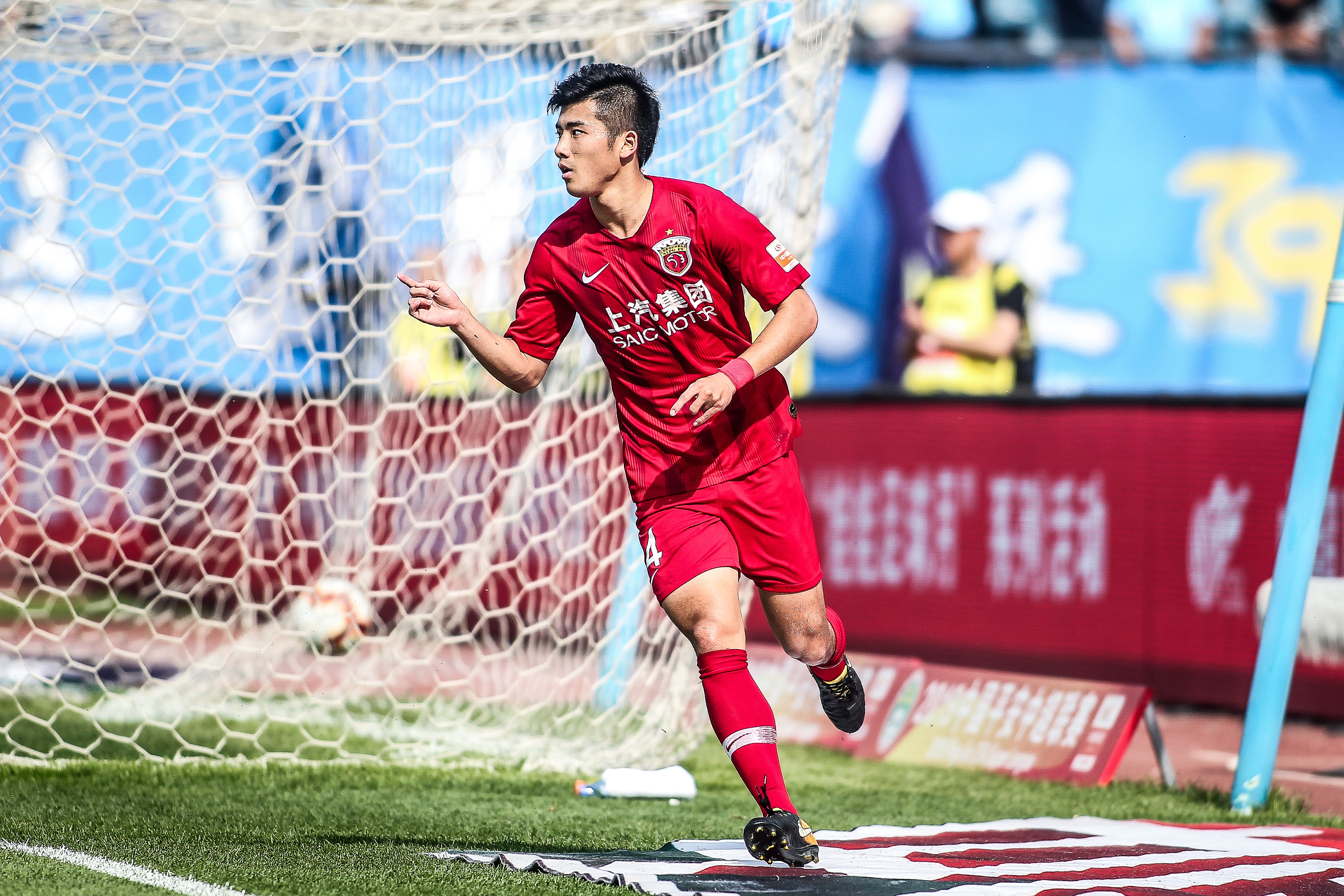 蓉城官方：网络流传关于新赛季主帅及引援名单为恶意捏造（成都蓉城声明：网传新赛季主帅及引援名单系恶意造假）