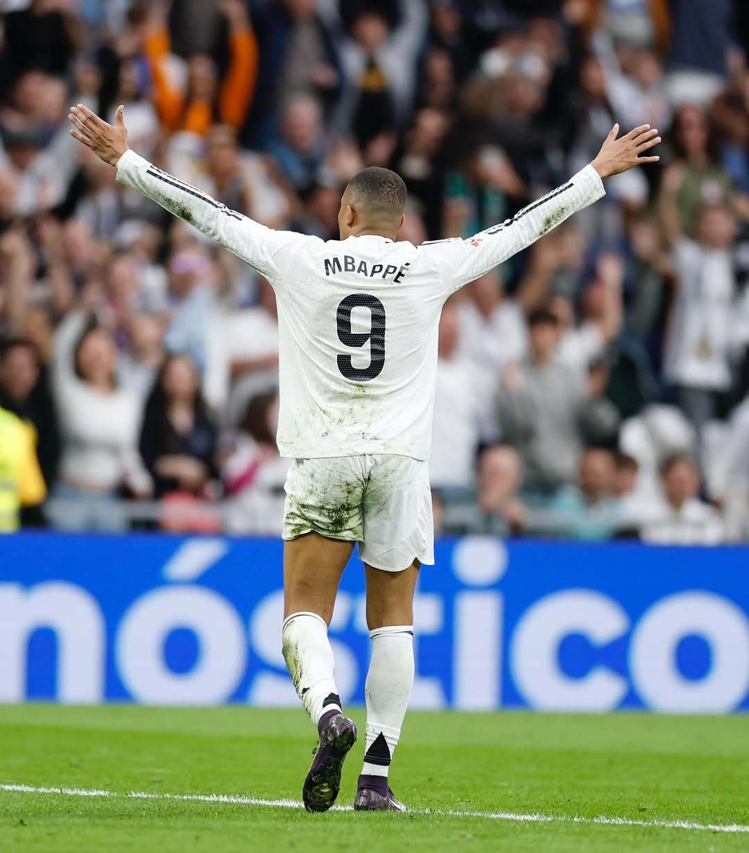 掘金VS黄蜂前瞻：掘金冲击客场10连胜，拉梅洛·鲍尔缺阵