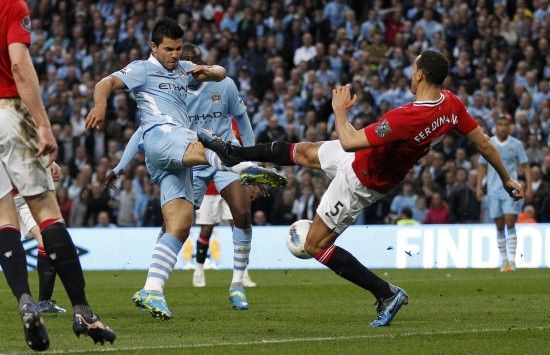 央视评选2025年国际十大体育新闻：巴黎首夺欧冠位列第四（央视公布2025年国际体坛十大新闻：巴黎首次捧欧冠居第4）