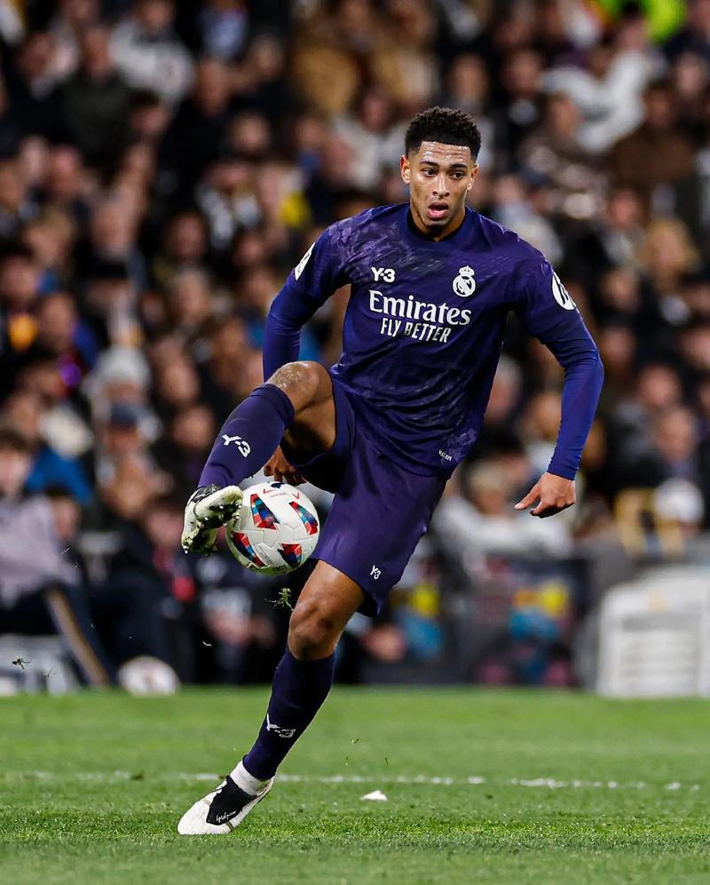 要离队？辽宁铁人外援姆本扎转发关于自己的转会传闻